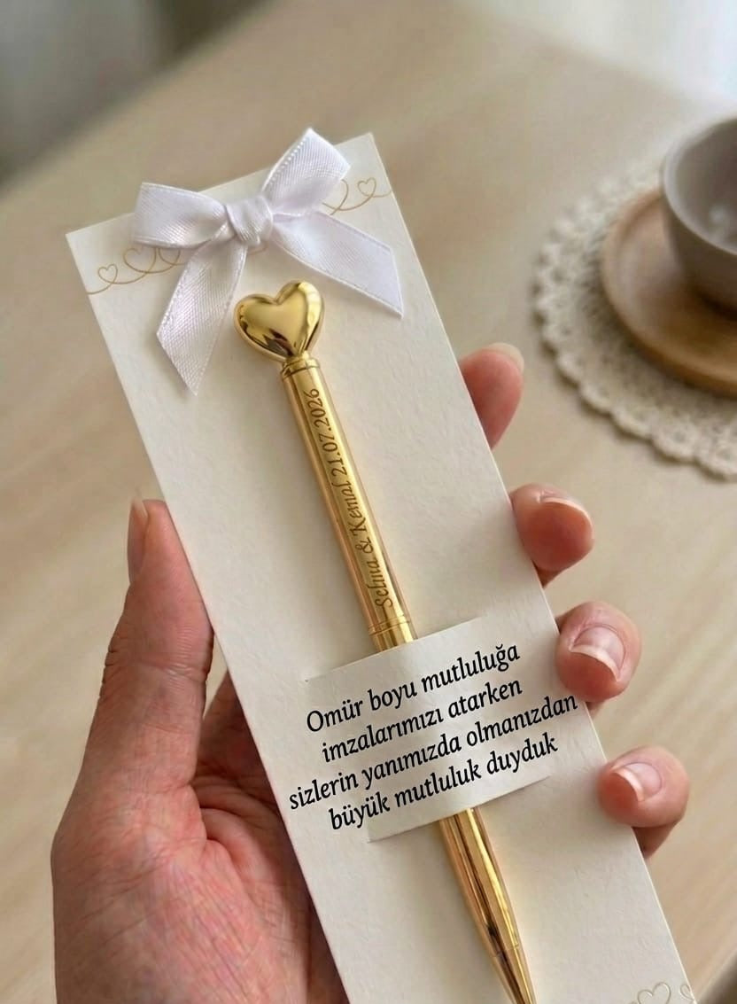 Personalisierter Gold Metall Kugelschreiber mit Herz & Gravur – Gastgeschenk Hochzeit – Name & Hochzeitsdatum