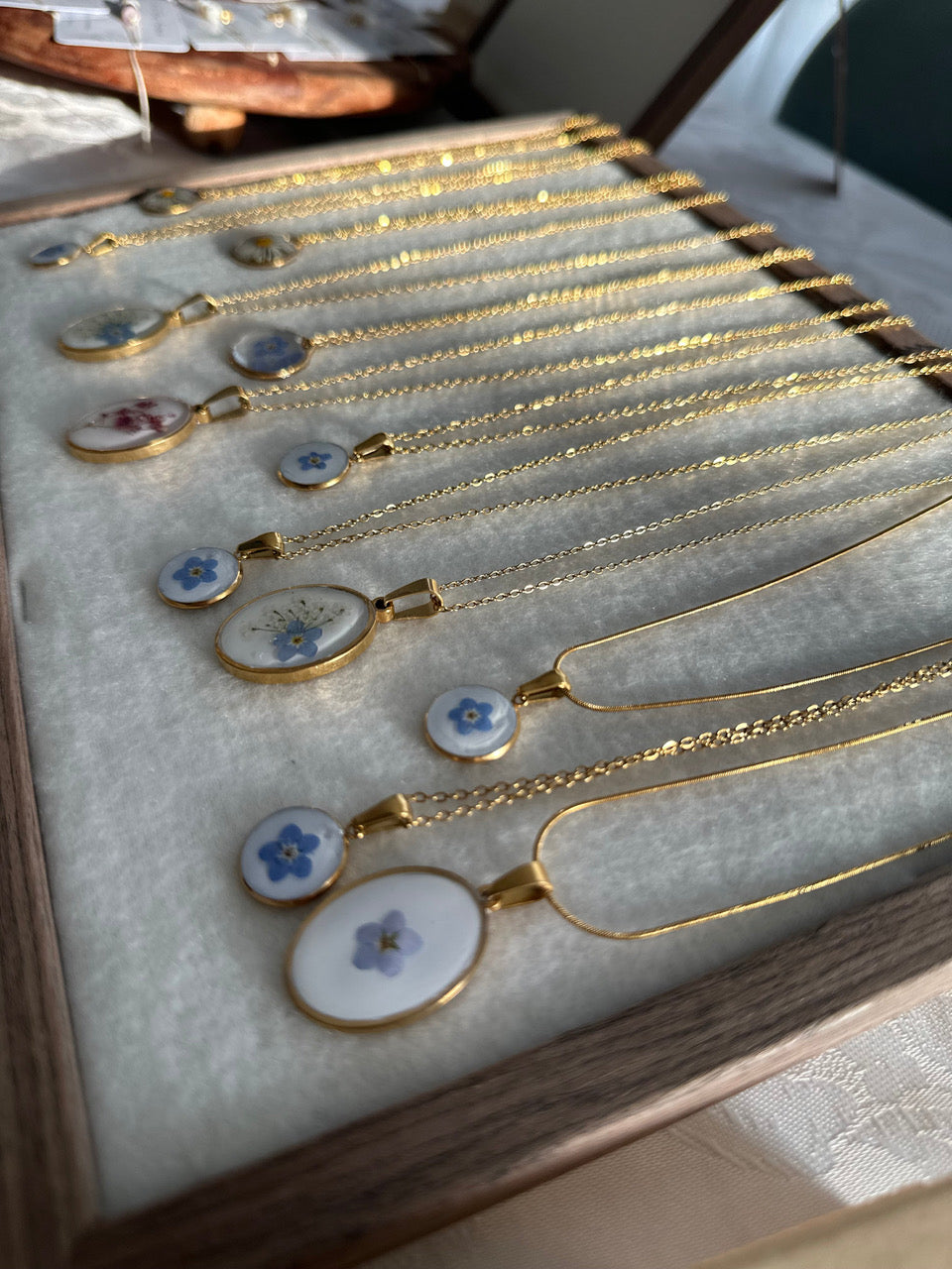 Schmuck mit echten Blumen