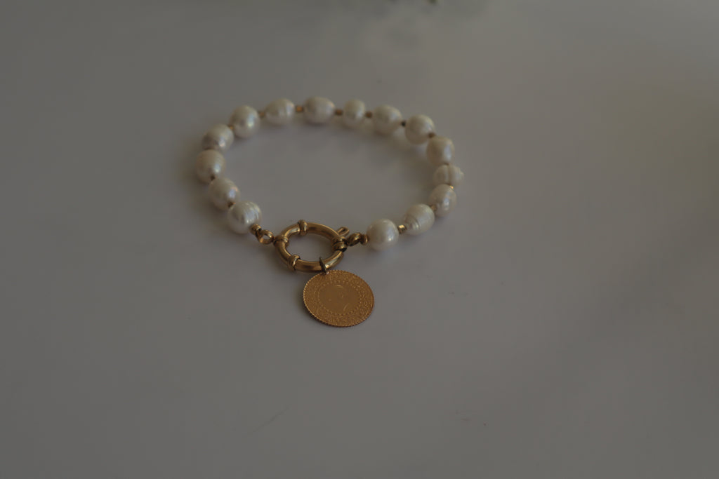 Memoris – Personalisiertes Süßwasserperlen Armband