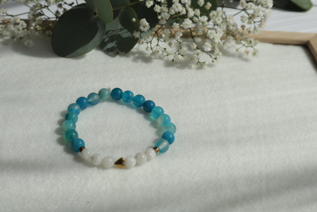 Zeitlose Naturstein Armbänder – Elastisch & Individuell