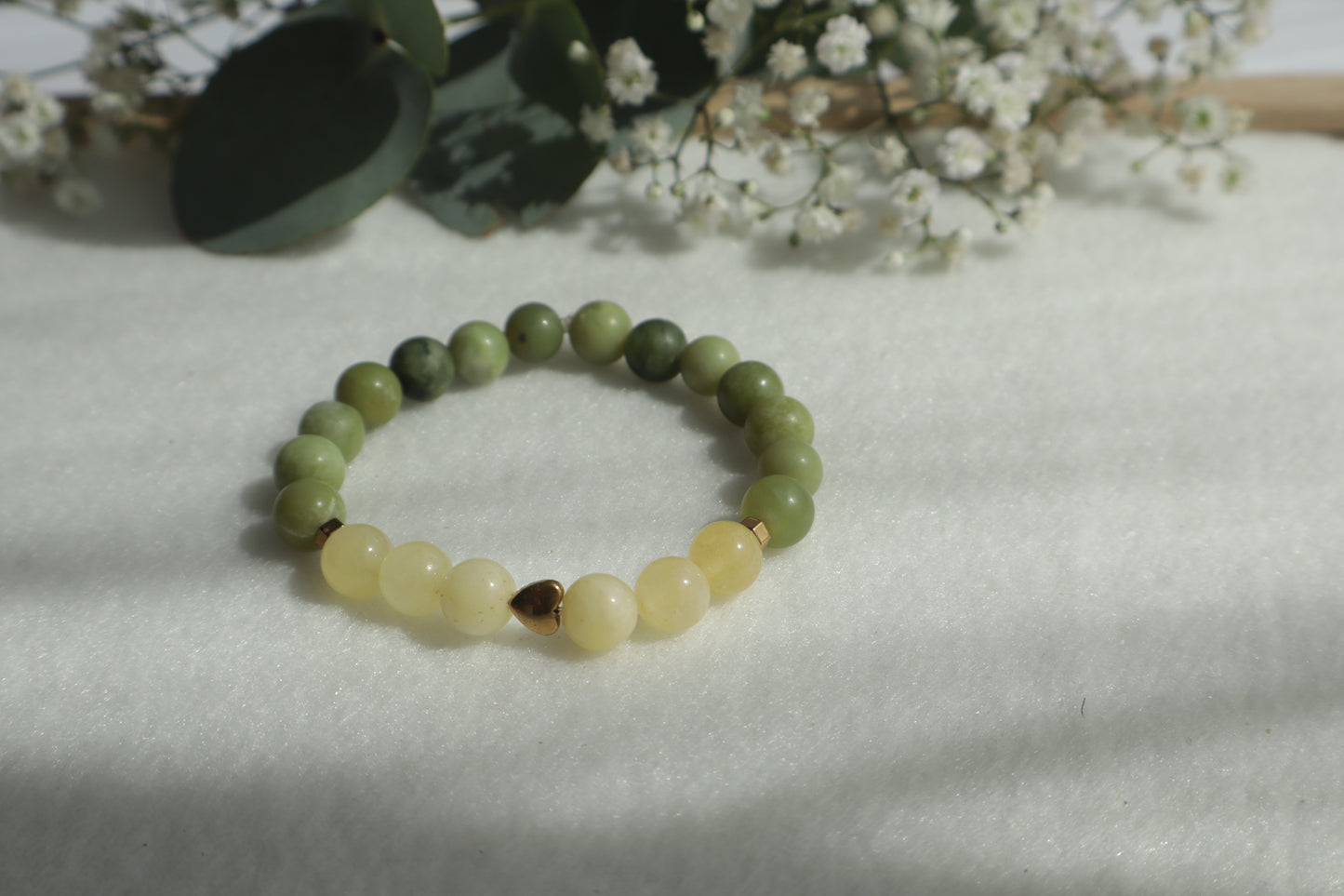 Zeitlose Naturstein Armbänder – Elastisch & Individuell
