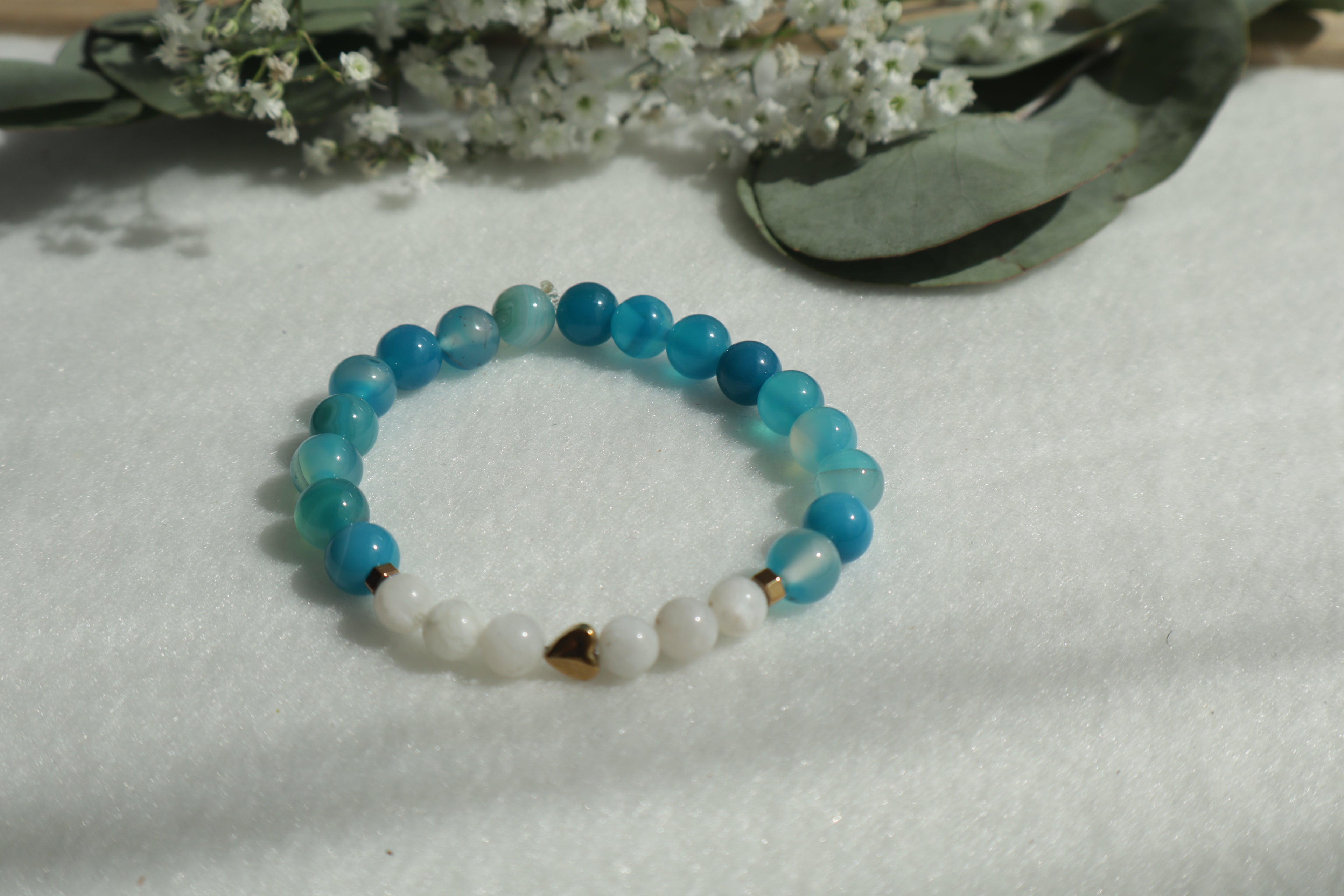 Zeitlose Naturstein Armbänder – Elastisch & Individuell