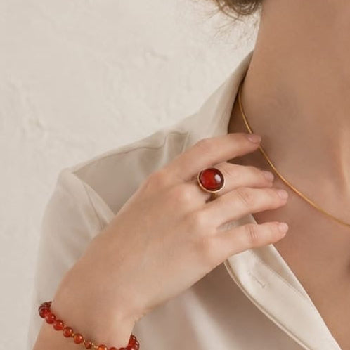 Roter Achat Ring – Verstellbarer Natursteinring aus vergoldetem Edelstahl