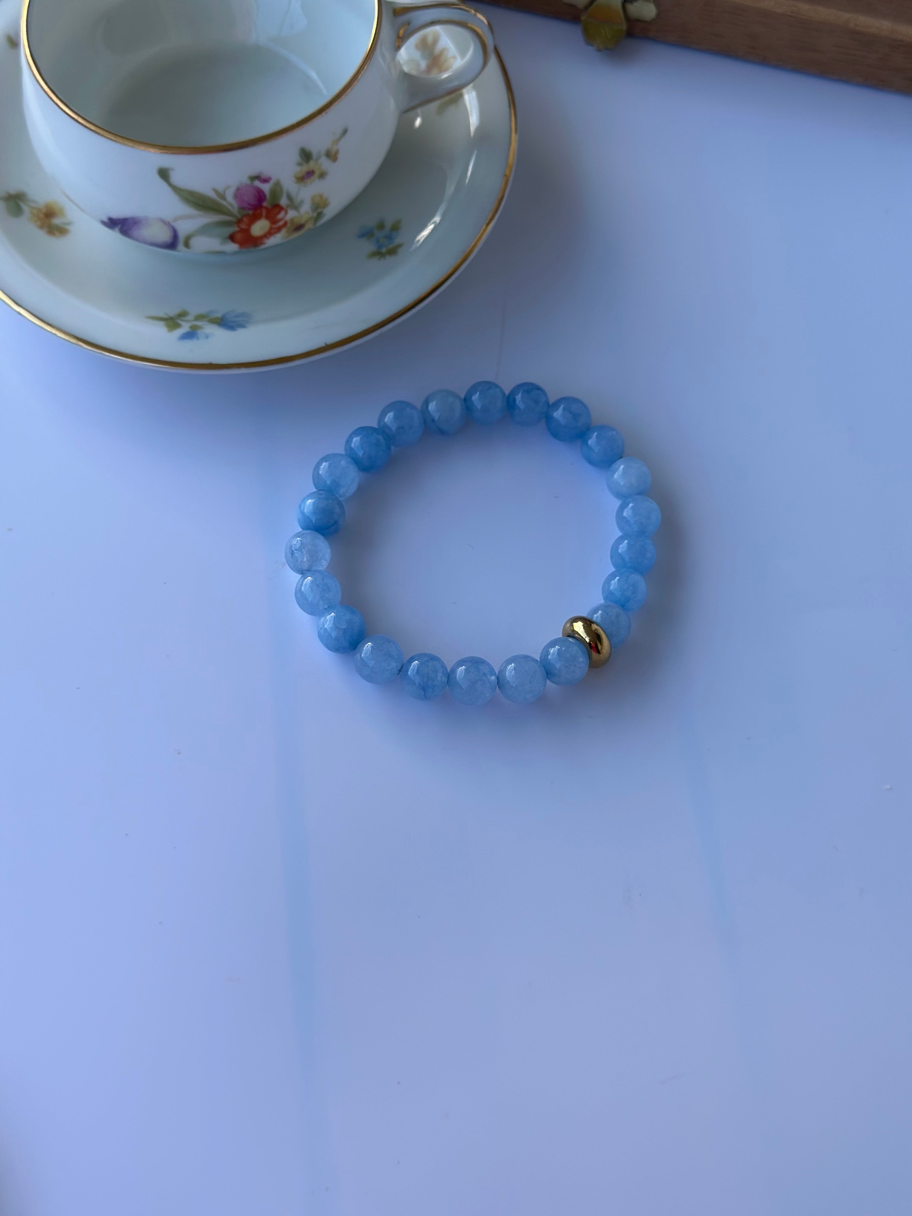 Zeitlose Naturstein Armbänder – Elastisch & Individuell