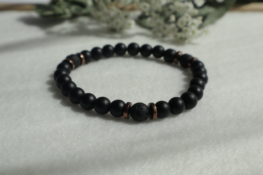 Zeitlose Naturstein Armbänder – Elastisch & Individuell