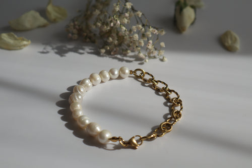 Aria – Süßwasserperlen Armband