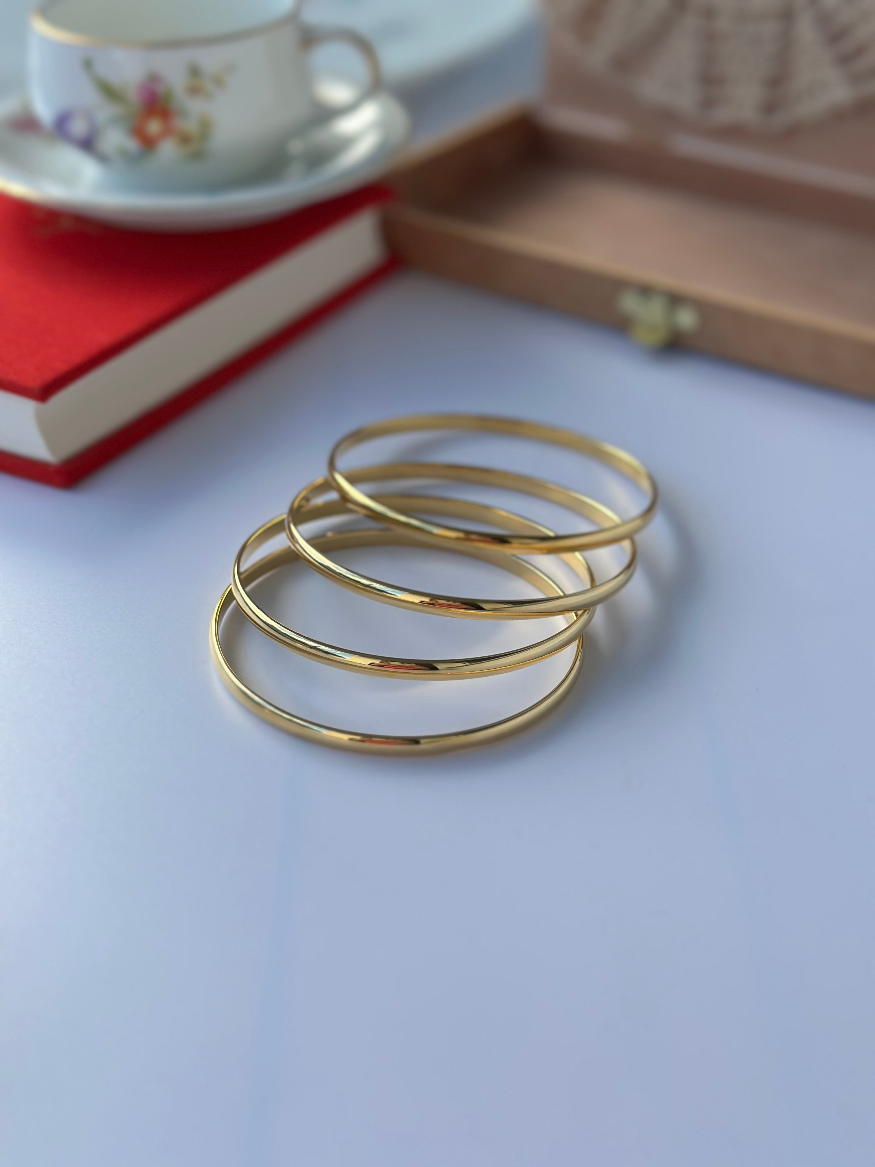 Minimalistisches Edelstahl Armband 18K Vergoldet
