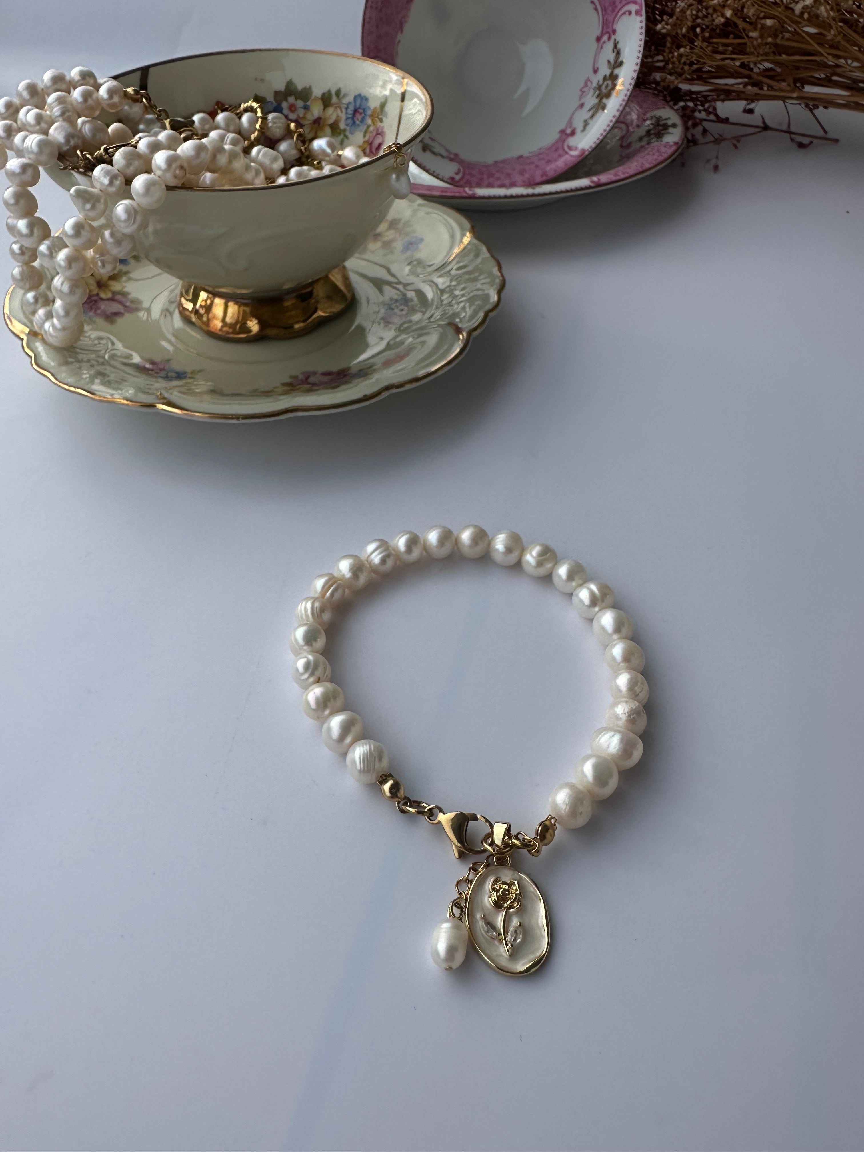 Florantia – Süßwasserperlen Armband