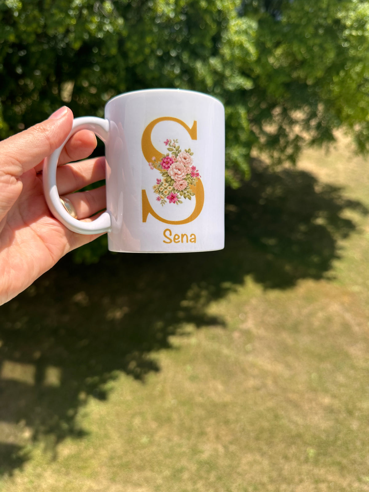 Tasse mit Blumen