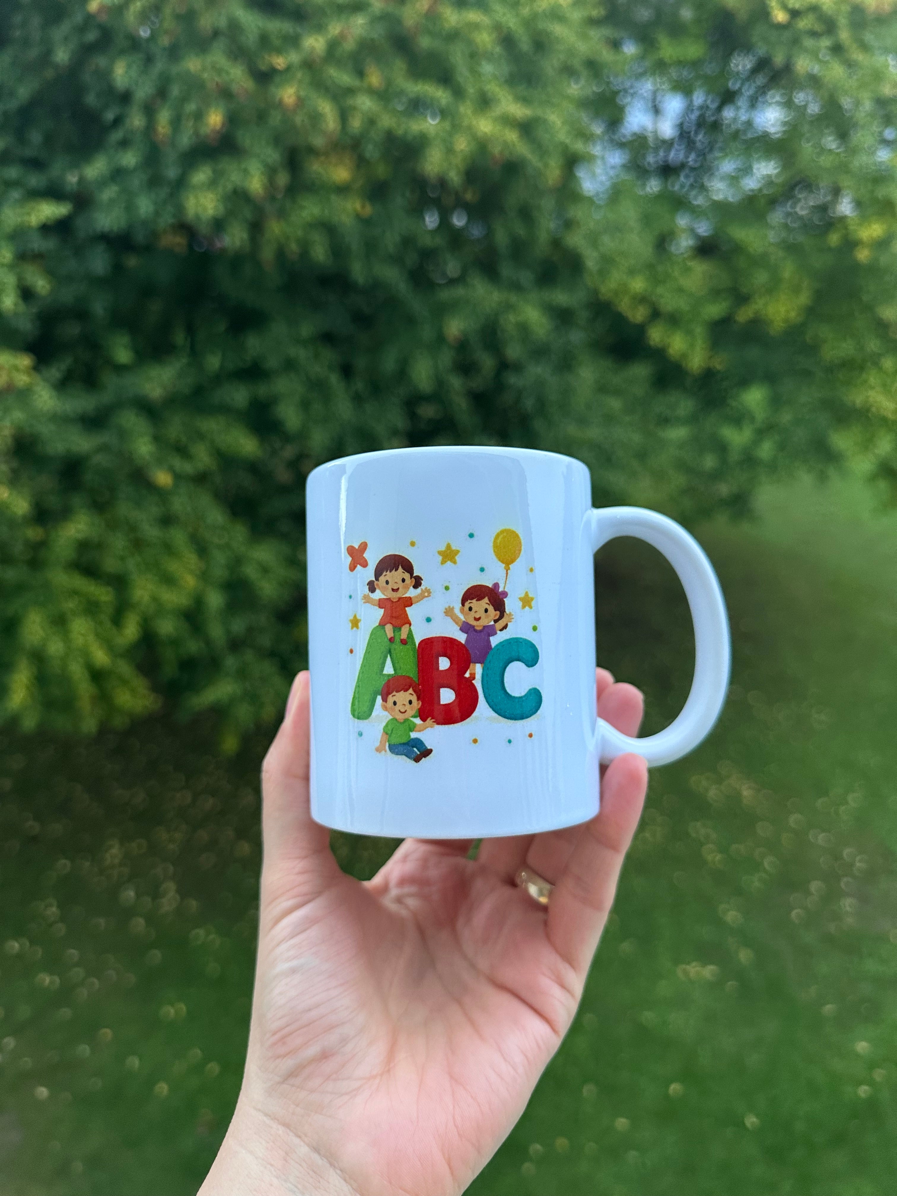 Personalisierte Tasse für Lehrer & Erzieher – Herz & Name Design