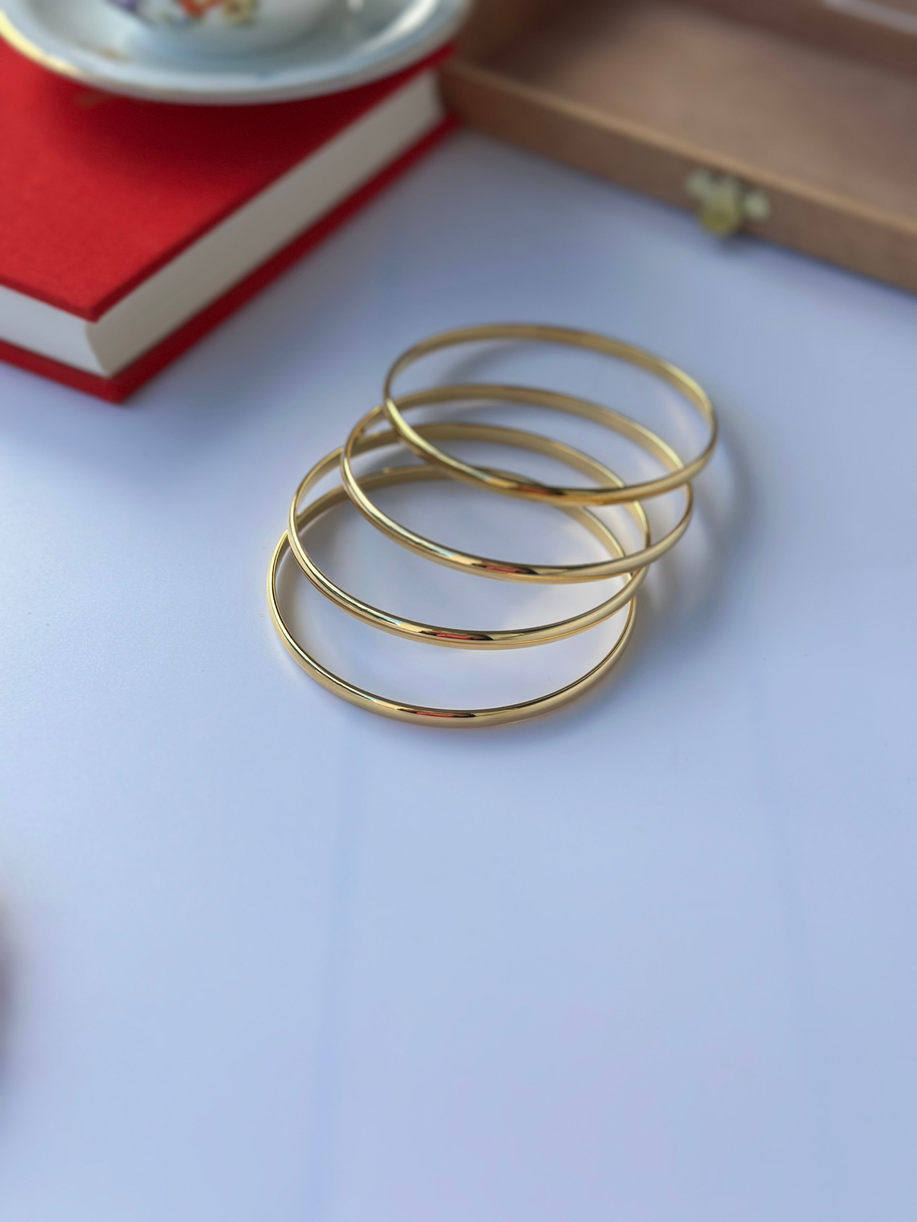Minimalistisches Edelstahl Armband 18K Vergoldet
