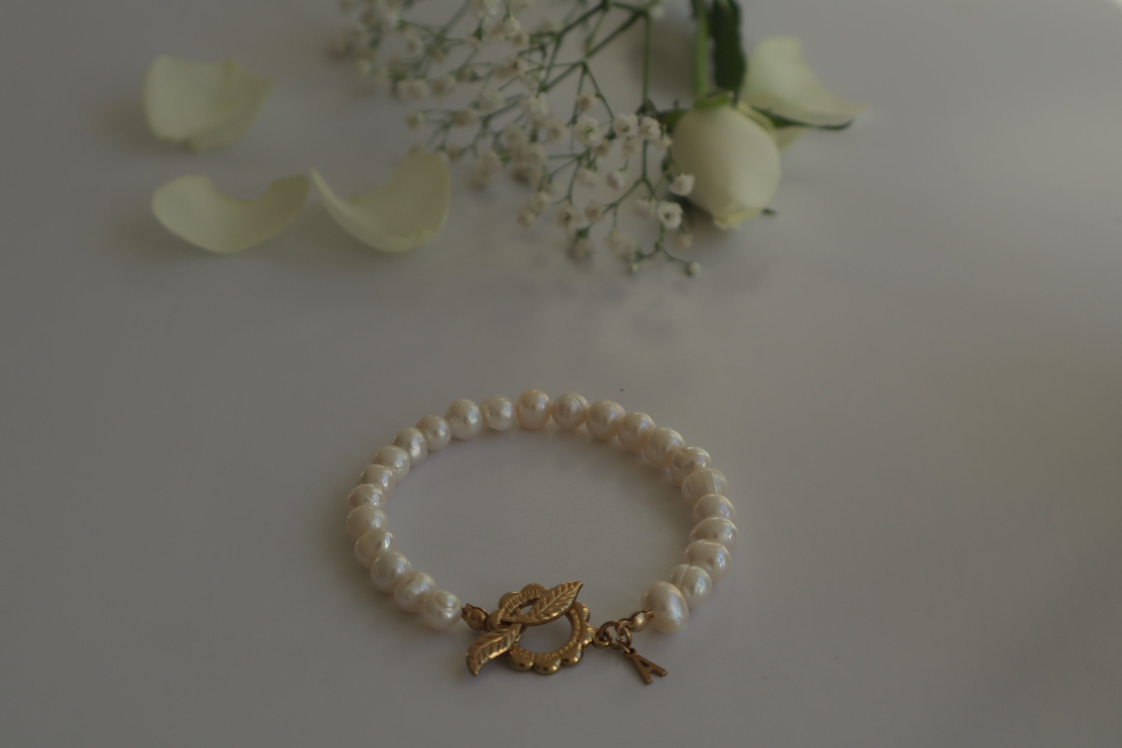 Mira– Personalisiertes Süßwasserperlen Armband