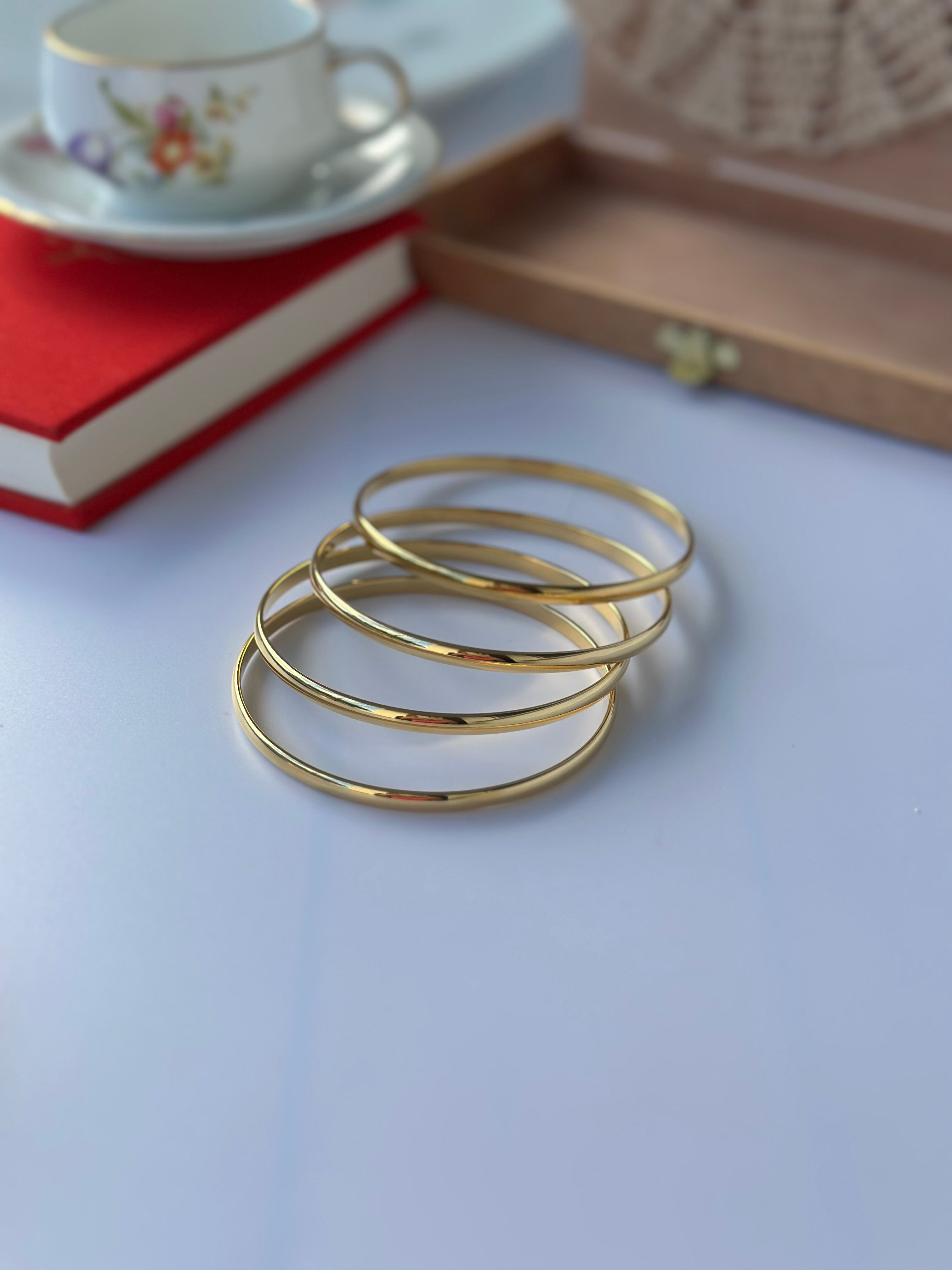 Minimalistisches Edelstahl Armband 18K Vergoldet