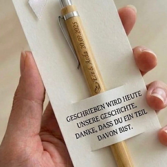 Personalisierter Bambus Kugelschreiber mit Gravur – Gastgeschenk Hochzeit – Name & Hochzeitsdatum