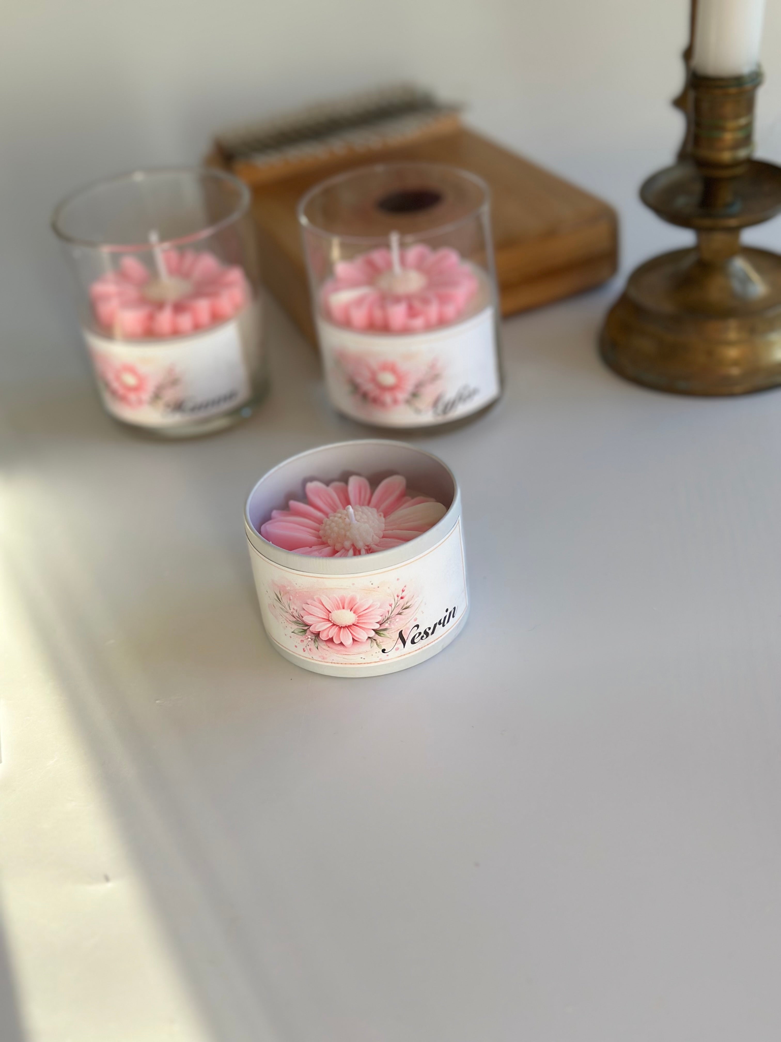 Personalisierte Sojawachskerze mit Name – Handgemachtes Geschenk