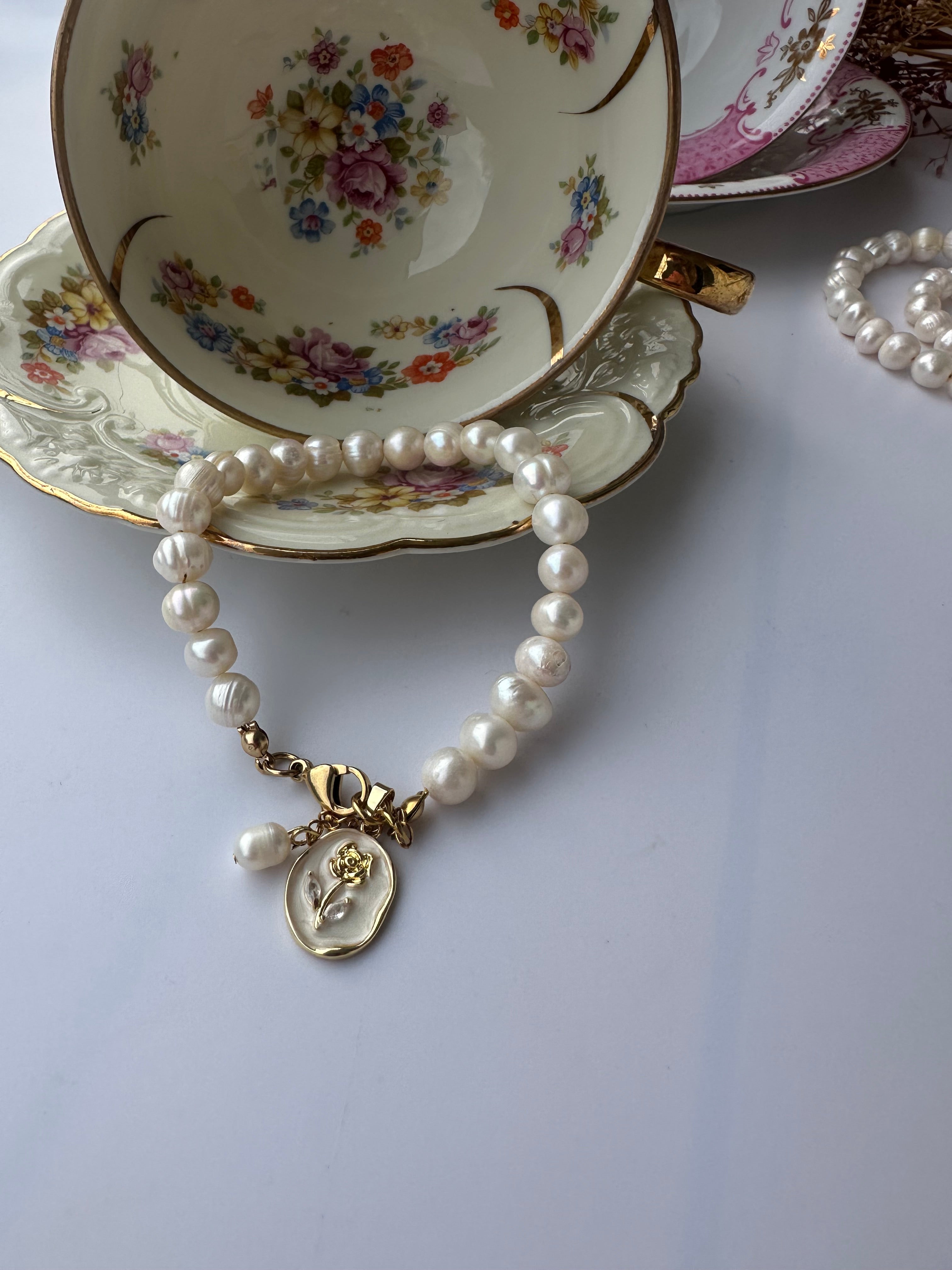 Florantia – Süßwasserperlen Armband