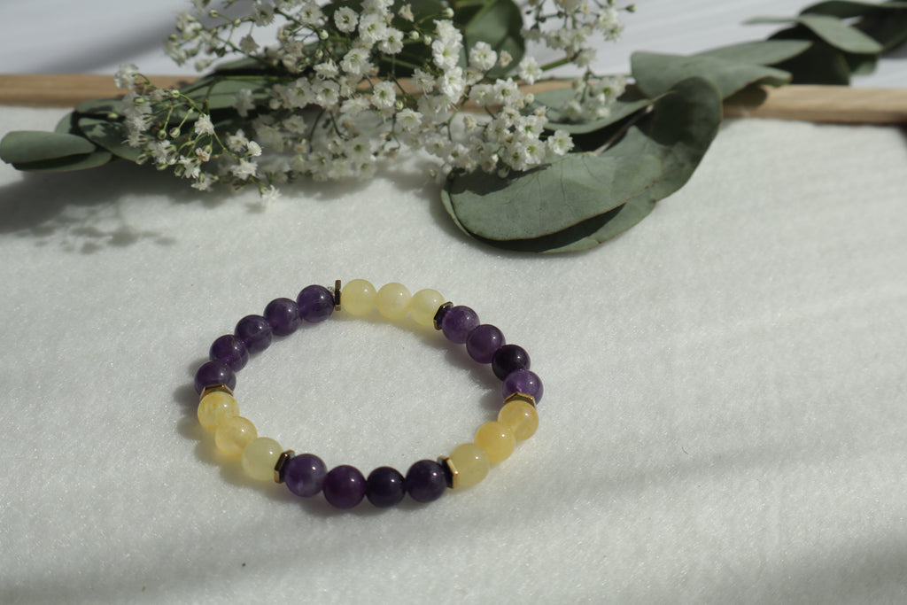 Zeitlose Naturstein Armbänder – Elastisch & Individuell