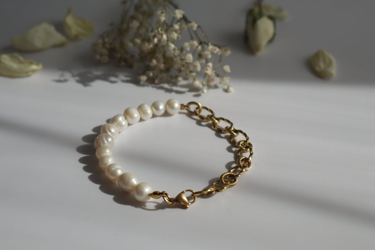Aria – Süßwasserperlen Armband