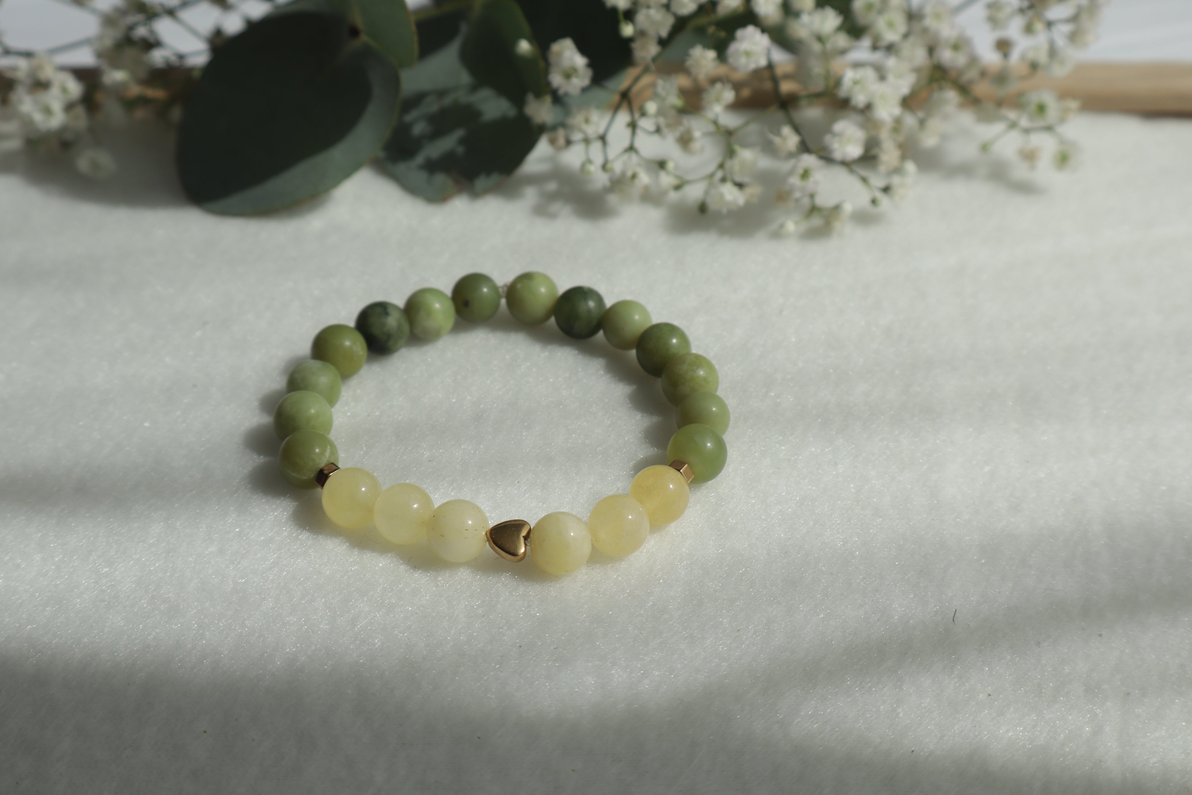 Zeitlose Naturstein Armbänder – Elastisch & Individuell