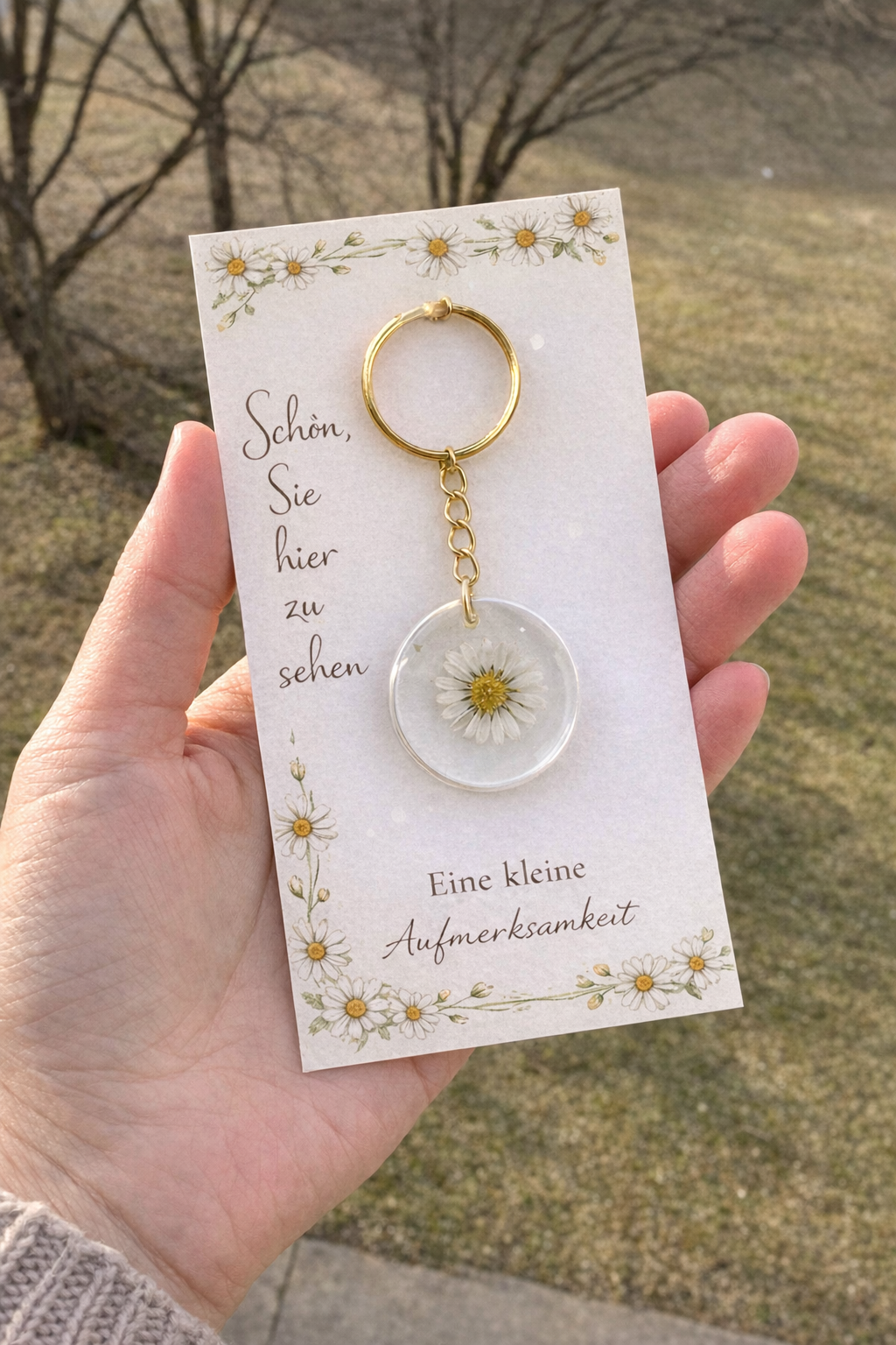 Gänseblümchen Wunsch – Epoxid Schlüsselanhänger mit Karte