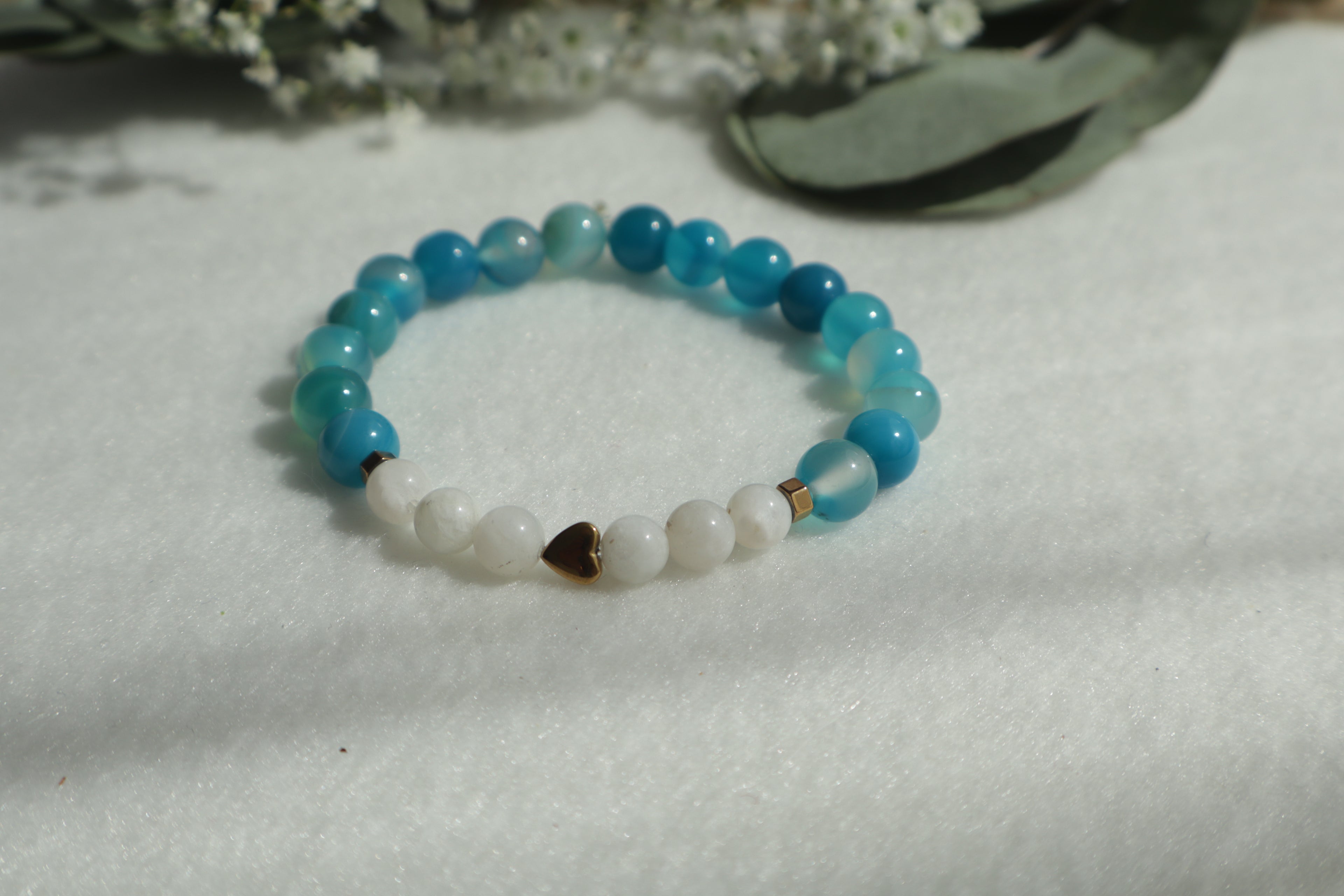 Zeitlose Naturstein Armbänder – Elastisch & Individuell