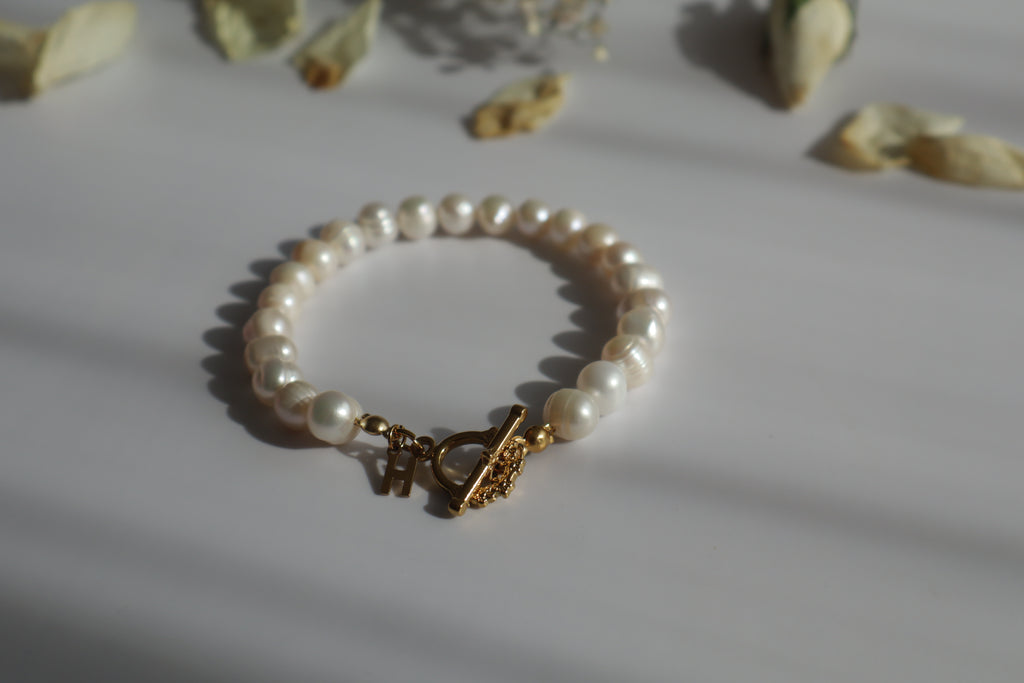 Noa – Personalisiertes Süßwasserperlen Armband