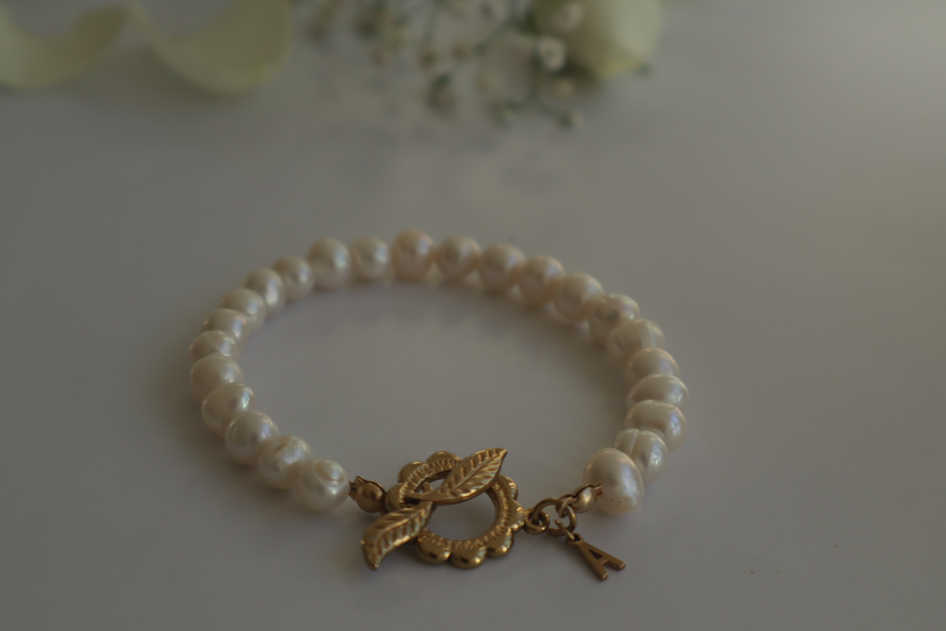 Mira– Personalisiertes Süßwasserperlen Armband