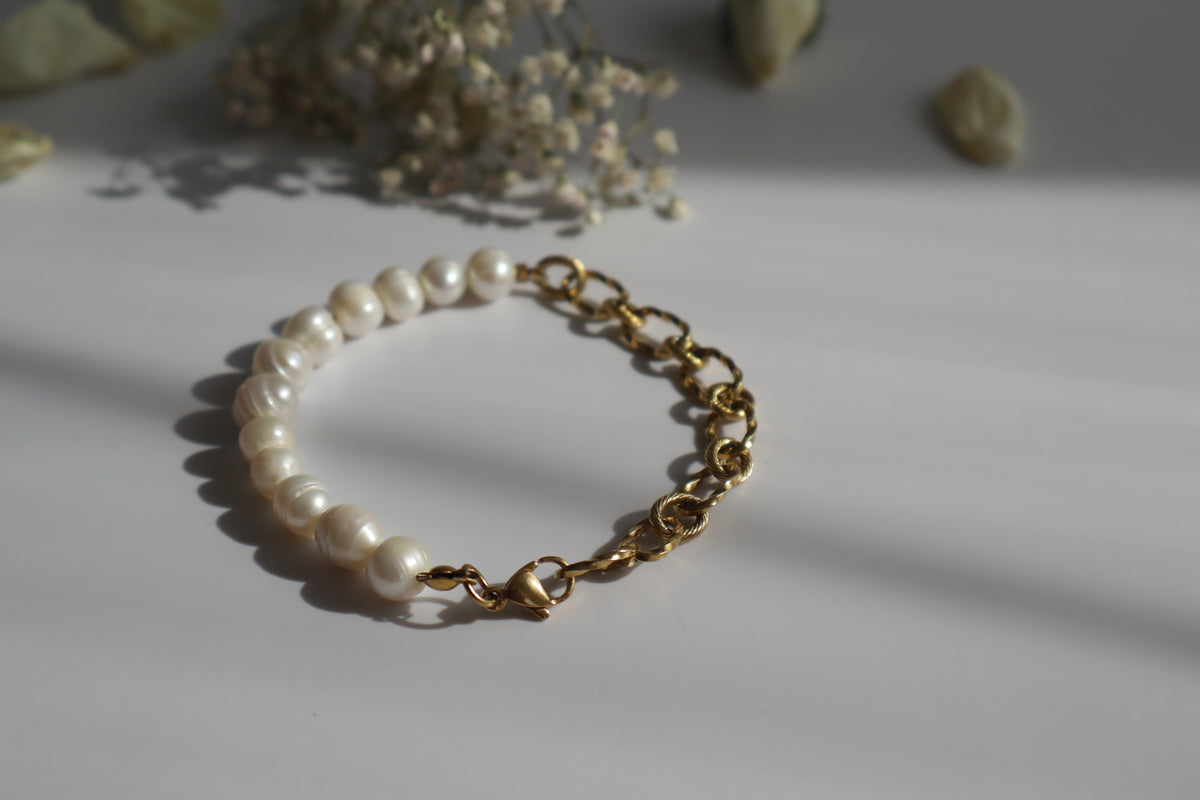 Aria – Süßwasserperlen Armband