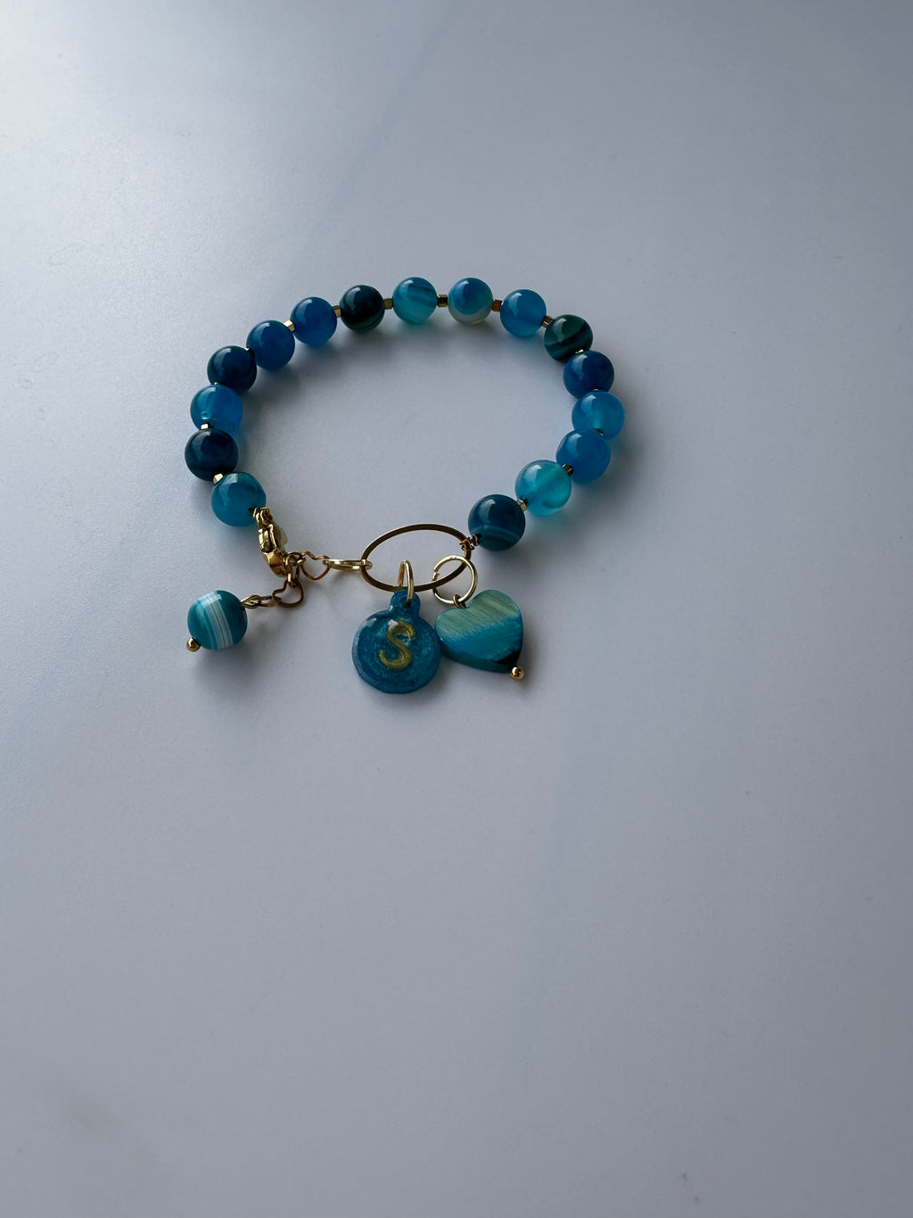 Naturstein Armband mit Edelstahl Details – Verstellbar