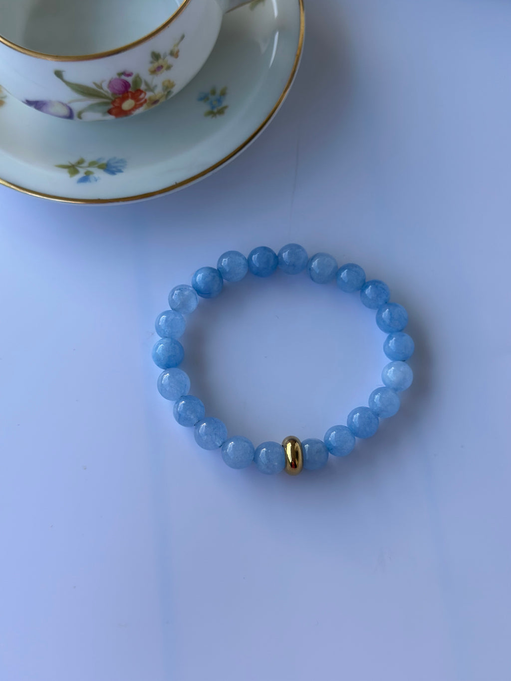 Zeitlose Naturstein Armbänder – Elastisch & Individuell