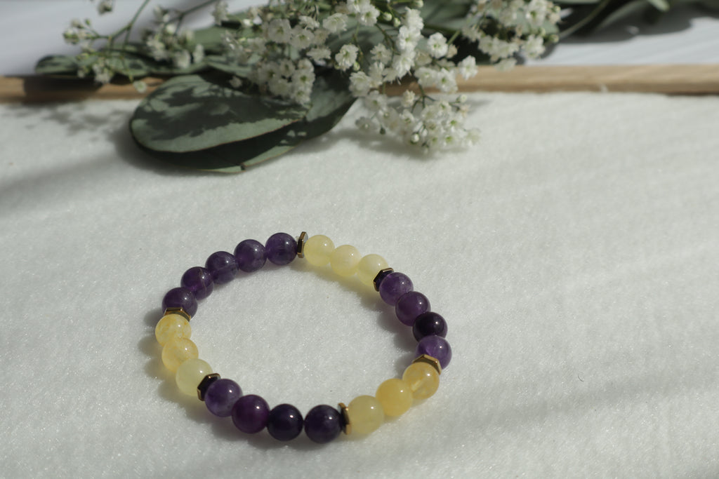 Zeitlose Naturstein Armbänder – Elastisch & Individuell