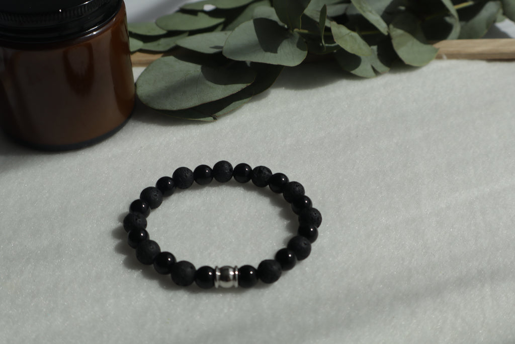Zeitlose Naturstein Armbänder – Elastisch & Individuell
