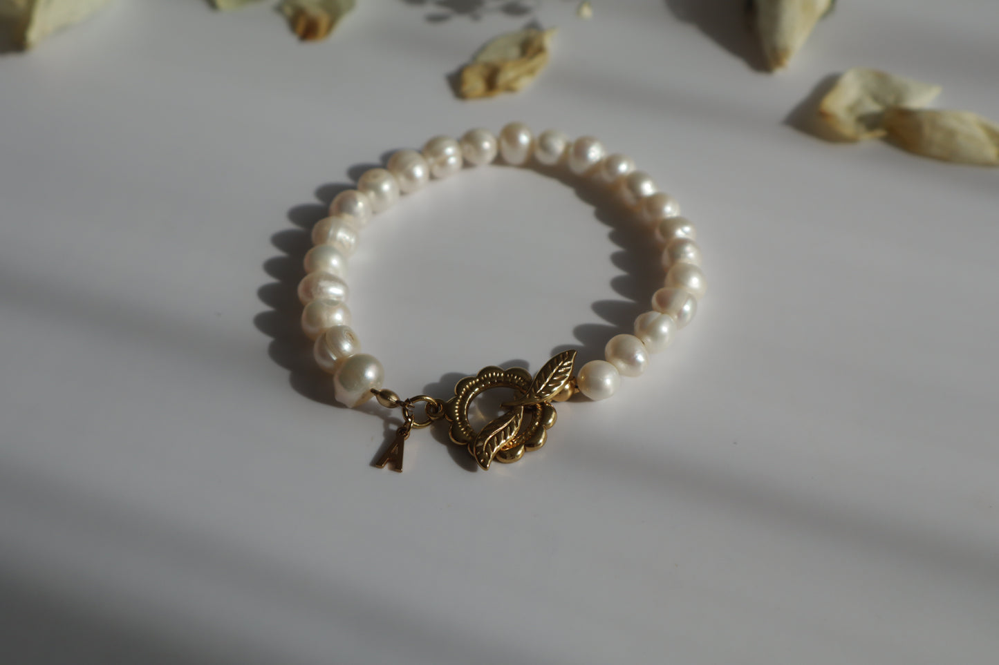 Mira– Personalisiertes Süßwasserperlen Armband