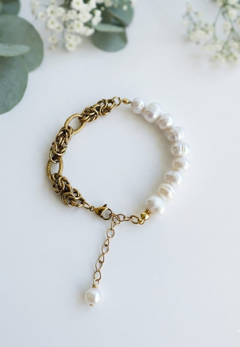 Noéline – Süßwasserperlen Armband