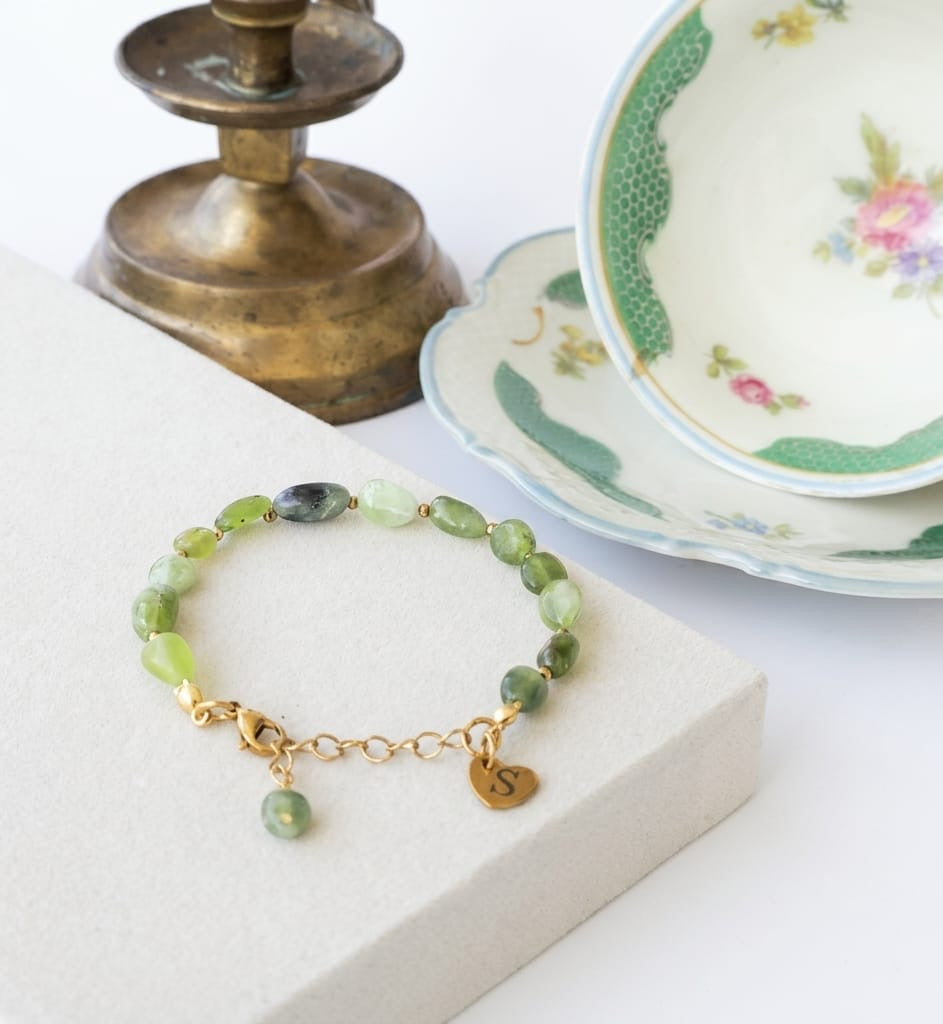 Nazenin – Personalisierbares Armband aus echter Jade & Hämatit
