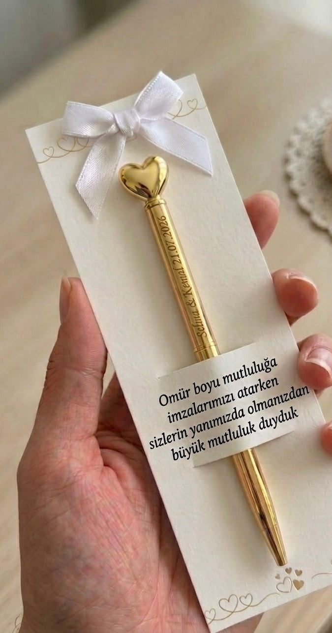 Personalisierter Gold Metall Kugelschreiber mit Herz & Gravur – Gastgeschenk Hochzeit – Name & Hochzeitsdatum