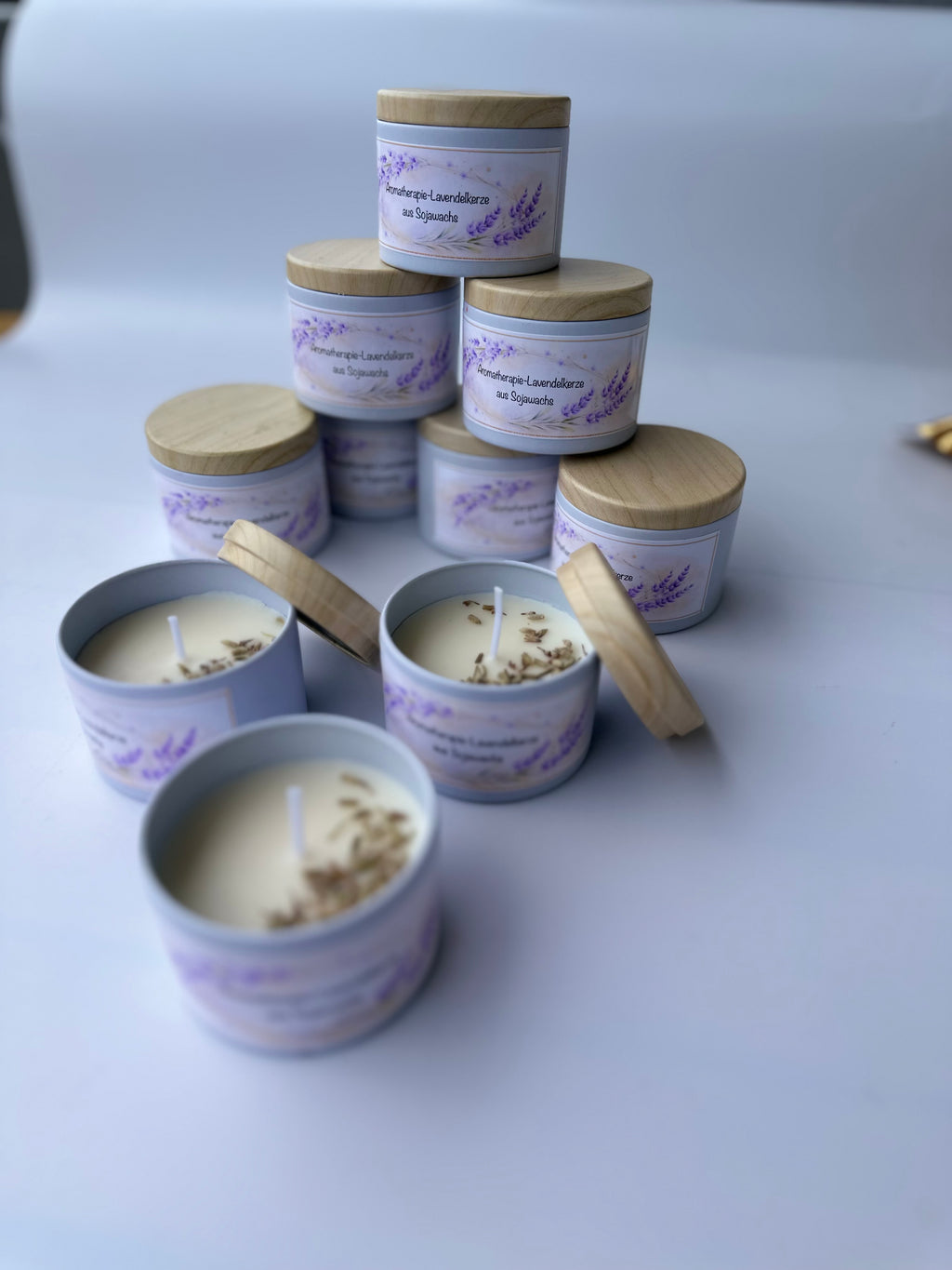 Lavendel Aromatherapie Sojawachskerze (100 g) – Handgemachte Duftkerze im Dosenbehälter